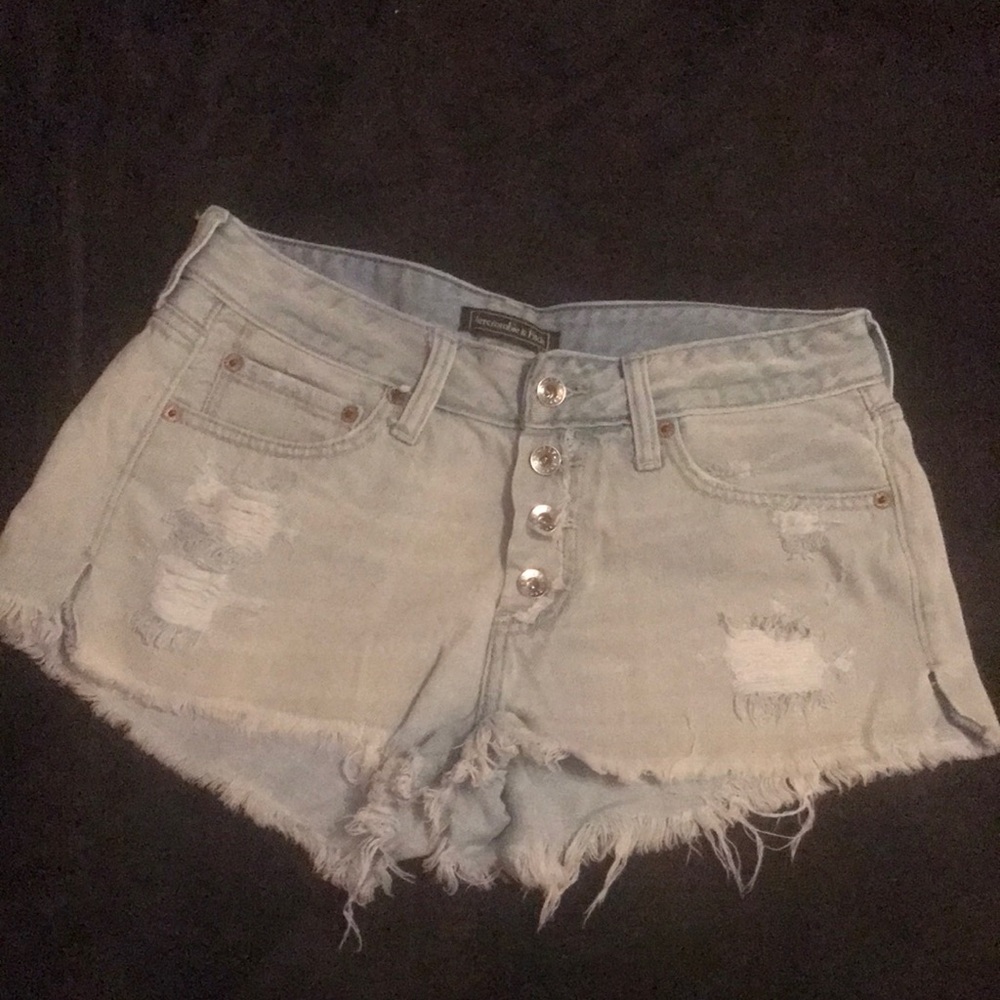 Abercrombie cut off shorts